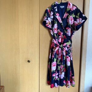 Beautiful Shelby- Palmer Floral Shirtwaist dress.